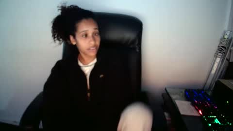 Saray online show from December 13, 2025, 9:42 pm