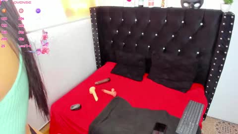 Saray online show from March 3, 2025, 2:48 pm