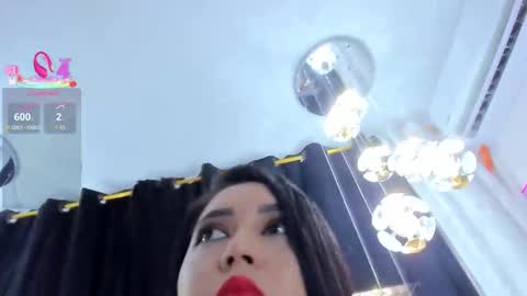 Snapshot of sarayroyse chatting on November 26, 2025, 7:26 pm Saray online show from November 26, 2025, 7:26 pm