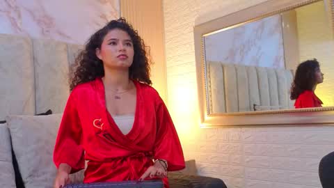 Snapshot of sarayvegax chatting on March 25, 2026, 2:01 pm sarayvegax online show from March 25, 2026, 2:01 pm