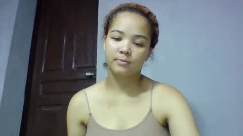 sarhon917962 online show from May 11, 2026, 4:37 pm