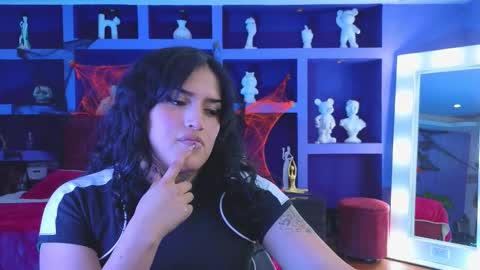 Sari  online show from October 30, 2025, 4:47 am