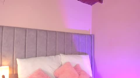 Snapshot of sarigarcia chatting on November 9, 2025, 5:28 am Sara Garcia online show from November 9, 2025, 5:28 am