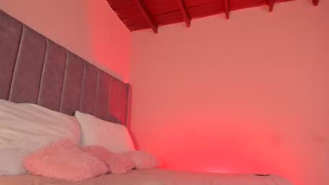 Sara Garcia online show from June 12, 2026, 5:39 am