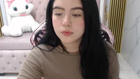 Sara  online show from February 2, 2026, 8:29 pm