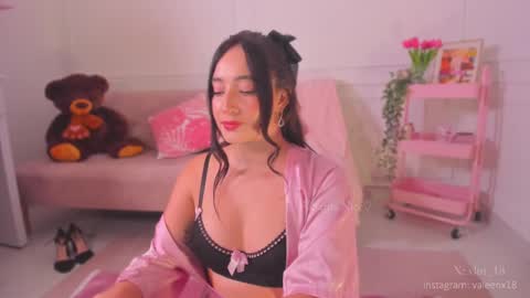 Sara  online show from March 7, 2025, 12:48 am