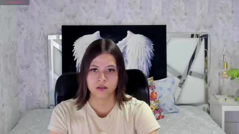 sarah online show from November 24, 2025, 8:19 pm