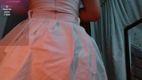 Snapshot of sarra_restrepooo chatting on February 19, 2025, 10:45 am sara online show from February 19, 2025, 10:45 am