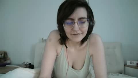 sarraboots online show from March 26, 2026, 3:50 pm