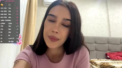 Valentina online show from November 4, 2025, 3:11 pm