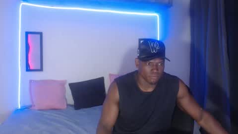 Snapshot of sasha_arex chatting on October 2, 2025, 1:23 am Belle Arex online show from October 2, 2025, 1:23 am