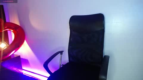 Sasha Brattz online show from February 15, 2025, 5:28 pm