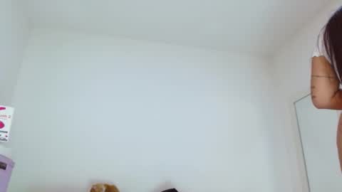 Sasha Creamy online show from October 21, 2025, 4:13 am