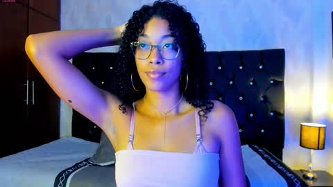 Snapshot of sasha_fox0 chatting on January 18, 2025, 5:59 pm emy online show from January 18, 2025, 5:59 pm