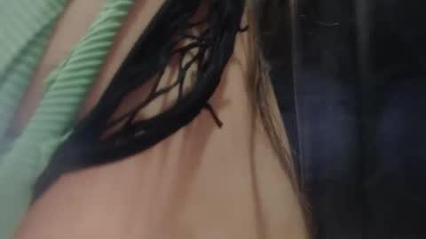 Snapshot of sasha_multiorgasmic chatting on January 3, 2025, 9:57 pm sasha online show from January 3, 2025, 9:57 pm