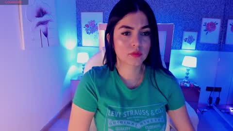 Camila  online show from December 5, 2024, 11:38 am