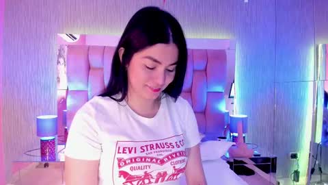 Camila  online show from February 23, 2025, 6:01 pm