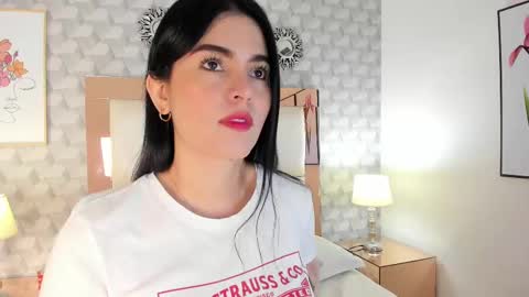 Camila  online show from September 15, 2025, 11:54 am