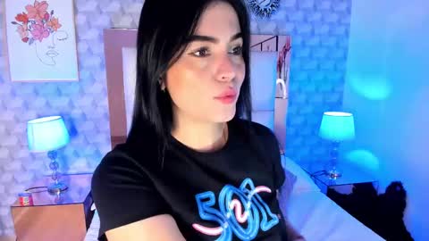 Camila  online show from October 13, 2025, 11:43 am