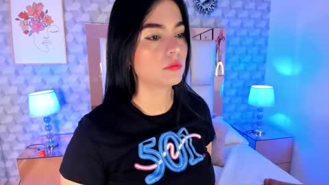 Camila  online show from October 20, 2025, 11:21 am