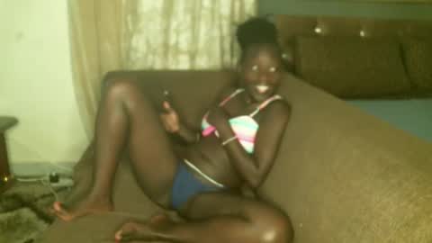 sasha_vibess online show from April 7, 2026, 11:21 am