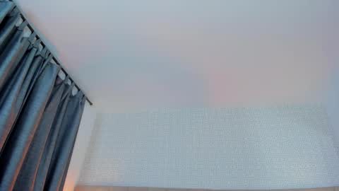 Sasha online show from November 18, 2025, 11:48 pm