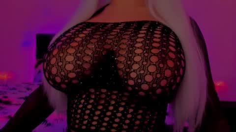   Sasha   online show from October 2, 2025, 3:35 am