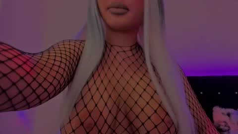   Sasha   online show from November 23, 2025, 4:01 am