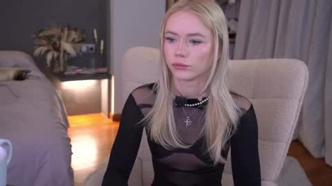 sashalore online show from April 13, 2026, 2:28 am