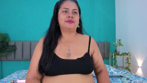 Manuela  online show from November 10, 2025, 3:16 am