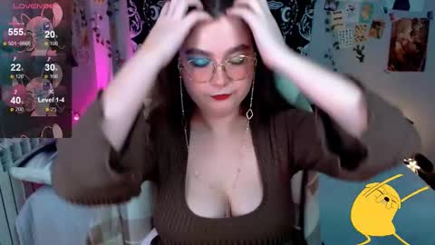Snapshot of sashasoyyyy chatting on February 12, 2025, 3:51 am Sashasoy online show from February 12, 2025, 3:51 am
