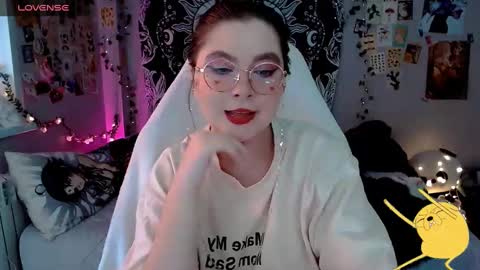 Snapshot of sashasoyyyy chatting on March 5, 2025, 9:05 am Sashasoy online show from March 5, 2025, 9:05 am