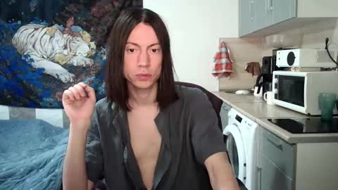 Sasha online show from October 9, 2025, 9:51 am