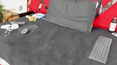 Snapshot of sashkyaht chatting on October 29, 2025, 1:13 pm sashkyaht online show from October 29, 2025, 1:13 pm