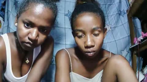 sasivia08 online show from April 17, 2026, 4:10 pm