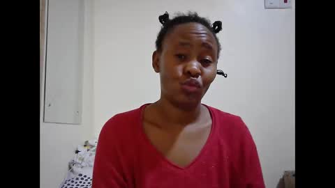 Snapshot of sassy_bella chatting on March 10, 2025, 8:37 am sassy_bella online show from March 10, 2025, 8:37 am