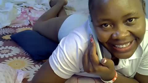 Snapshot of sassy_bella chatting on September 21, 2025, 6:26 am sassy_bella online show from September 21, 2025, 6:26 am