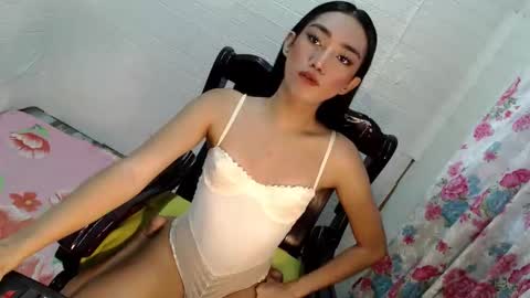 Snapshot of sassy_keylla chatting on February 17, 2026, 1:46 am KEYLLA online show from February 17, 2026, 1:46 am