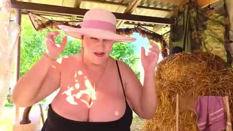 sassy_seasons online show from July 13, 2026, 7:55 am