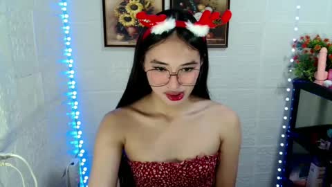 Snapshot of sassychixx699 chatting on December 25, 2024, 12:48 am Arci online show from December 25, 2024, 12:48 am