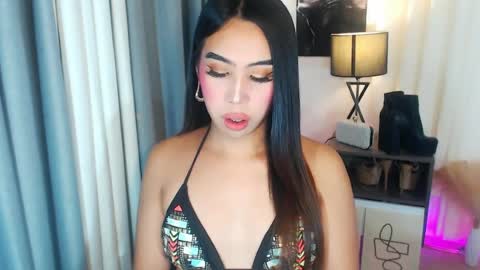 sassynamix online show from June 18, 2026, 5:17 pm