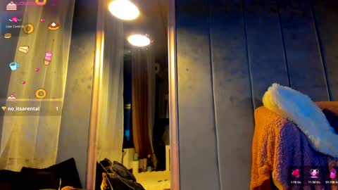 sassyt33n online show from December 15, 2025, 5:34 am