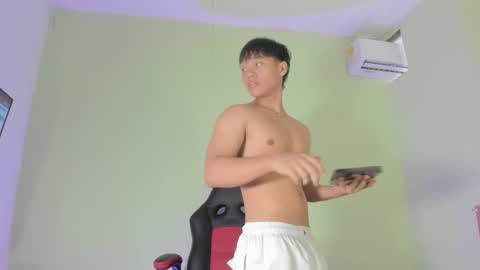 Evans Williams online show from March 8, 2025, 1:36 pm