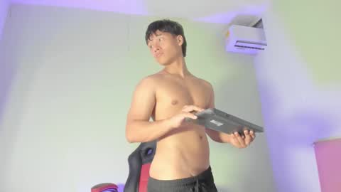 Evans Williams online show from March 10, 2025, 8:37 am