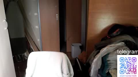 Snapshot of sat1sfaction chatting on November 20, 2025, 1:00 pm Kristof online show from November 20, 2025, 1:00 pm