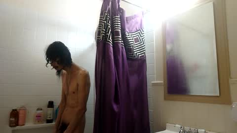 Snapshot of satanicdoggy chatting on December 4, 2024, 7:06 am pinkWineboy online show from December 4, 2024, 7:06 am