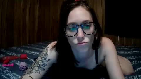 Snapshot of satindreamsxxx chatting on May 10, 2026, 1:44 am satindreamsxxx online show from May 10, 2026, 1:44 am