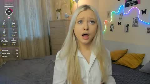 satinpresence online show from May 12, 2026, 6:32 am