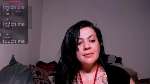 Snapshot of satisfymypussy chatting on February 4, 2025, 10:21 am Alina online show from February 4, 2025, 10:21 am