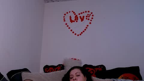 Snapshot of satisfymypussy chatting on March 5, 2025, 6:23 pm Alina online show from March 5, 2025, 6:23 pm